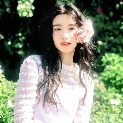 窗外是蓝星